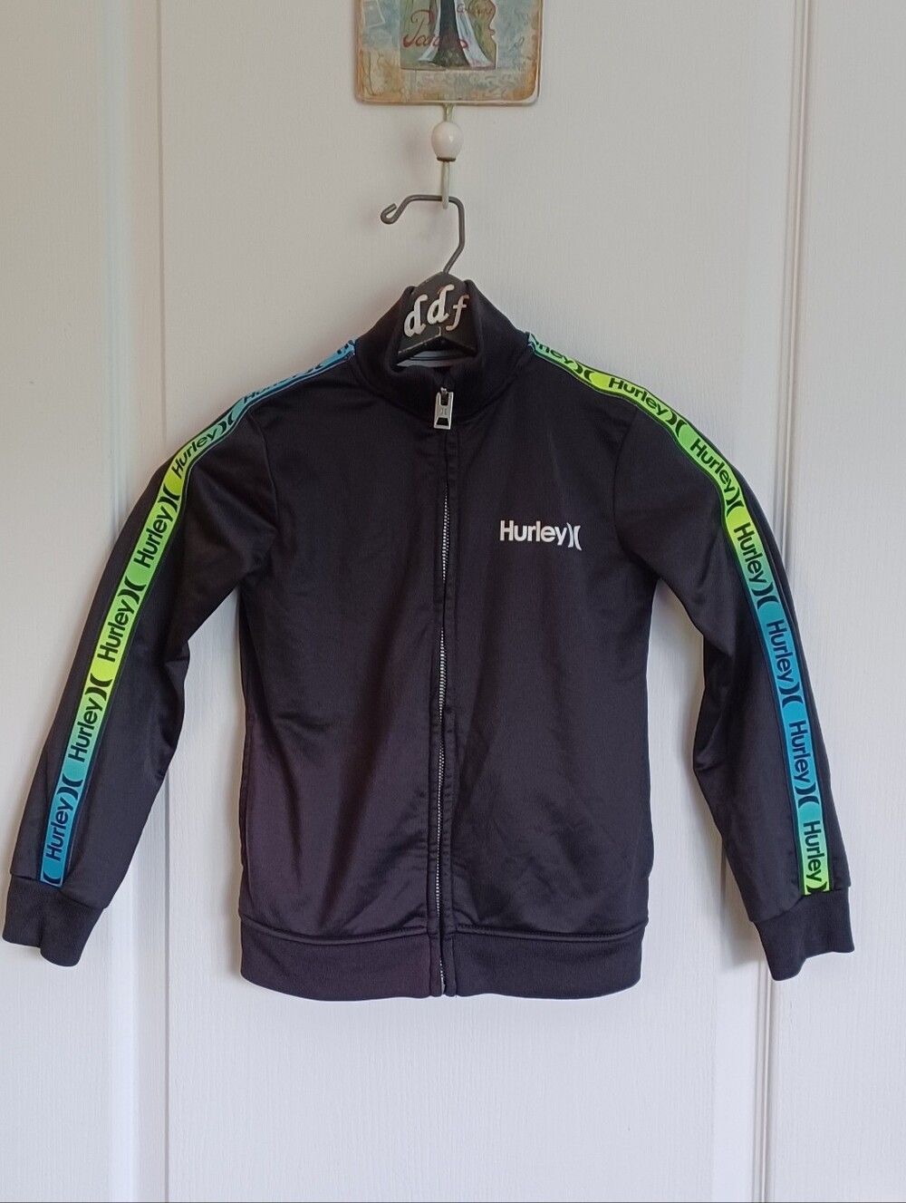 HURLEY SIZE 6 KIDS' FULL-ZIP TRACK JACKET (AGES 5-6) BLACK NEON-STRIPED SLEEVES